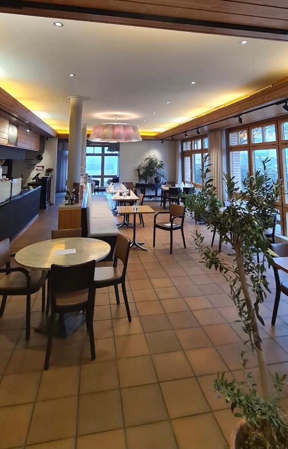 Hotel Breiti Bachenbulach Ngoại thất bức ảnh